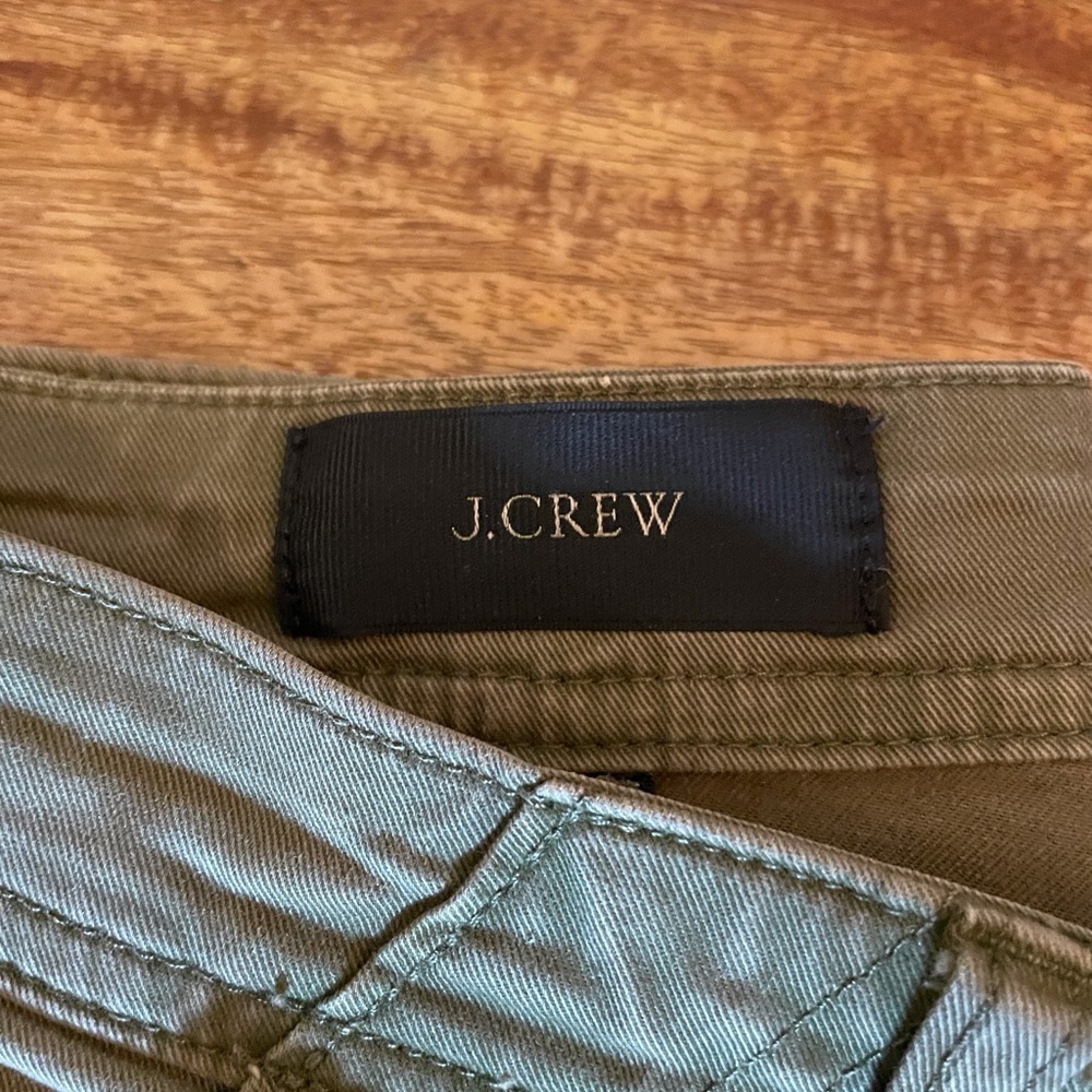 J. Crew Woman’s Olive Green Jeans, Waist Size 24 (Size 2) - Picture 3 of 7